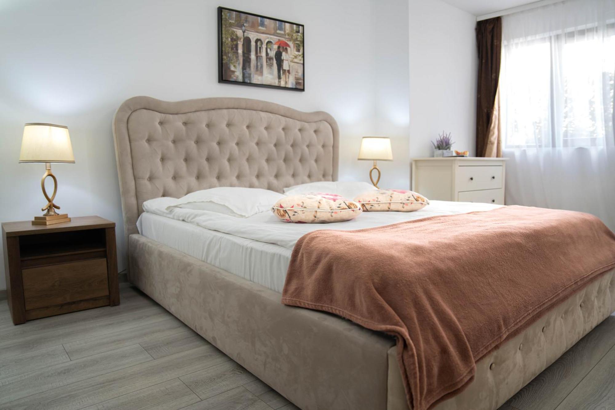 Casa Alis Hotel Oradea Buitenkant foto